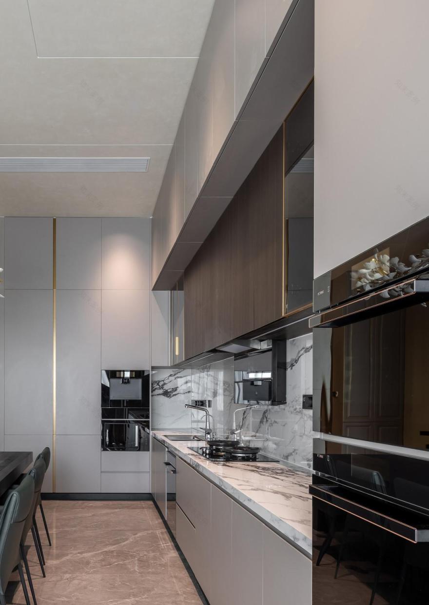 688㎡轻奢别墅,舒适高级的松弛感!-15