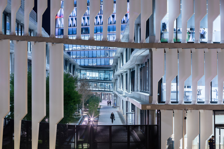 BBVA Headquarters  Herzog - de Meuron-33