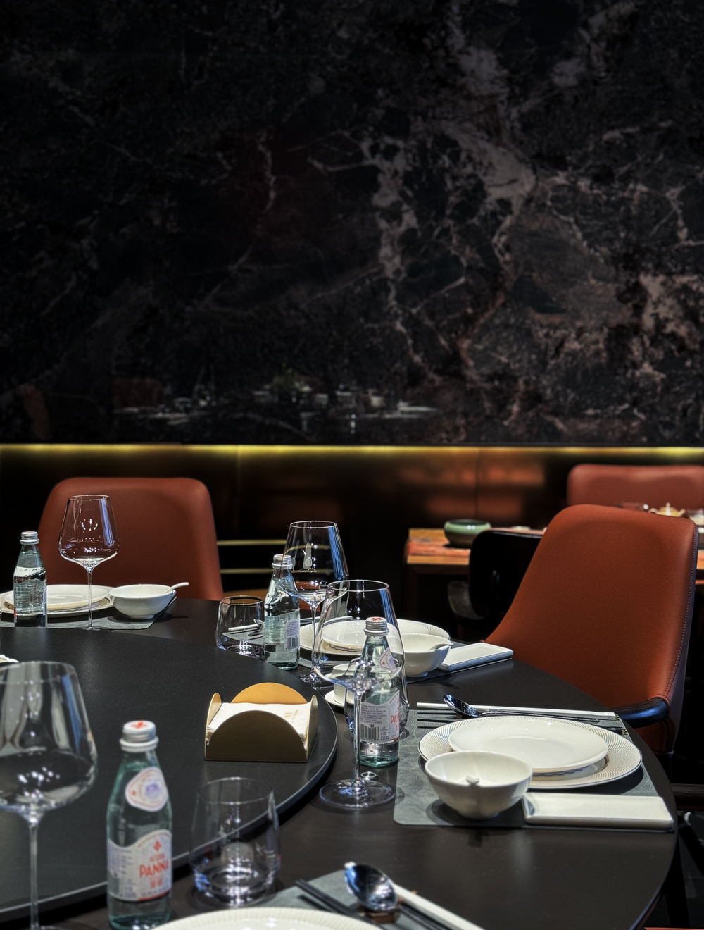 思丽设计作品 | 百年武汉外滩六合路上的一家高级餐厅· 六悦里-6