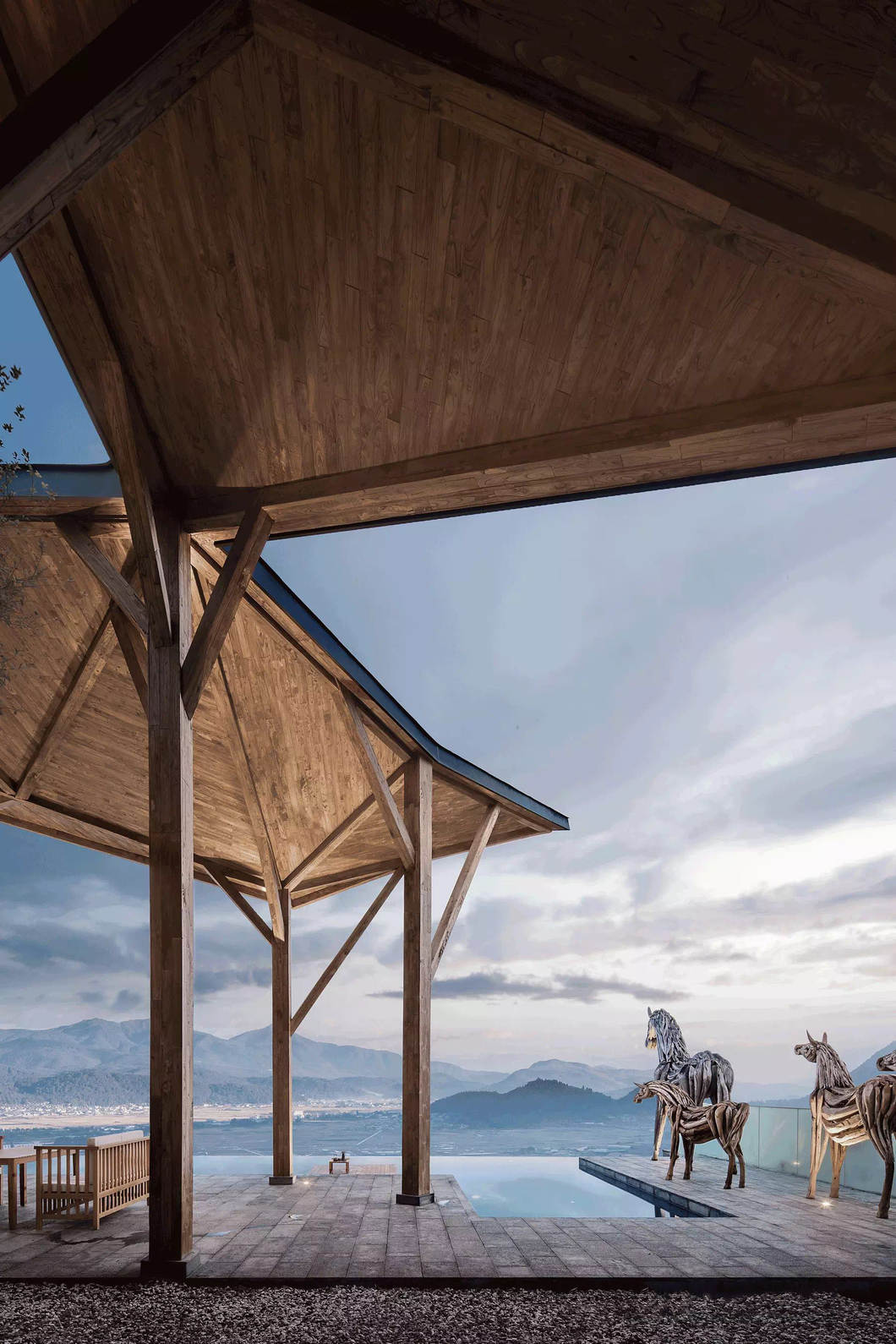 一处悬崖边上的酒店！ 张灿新作-23