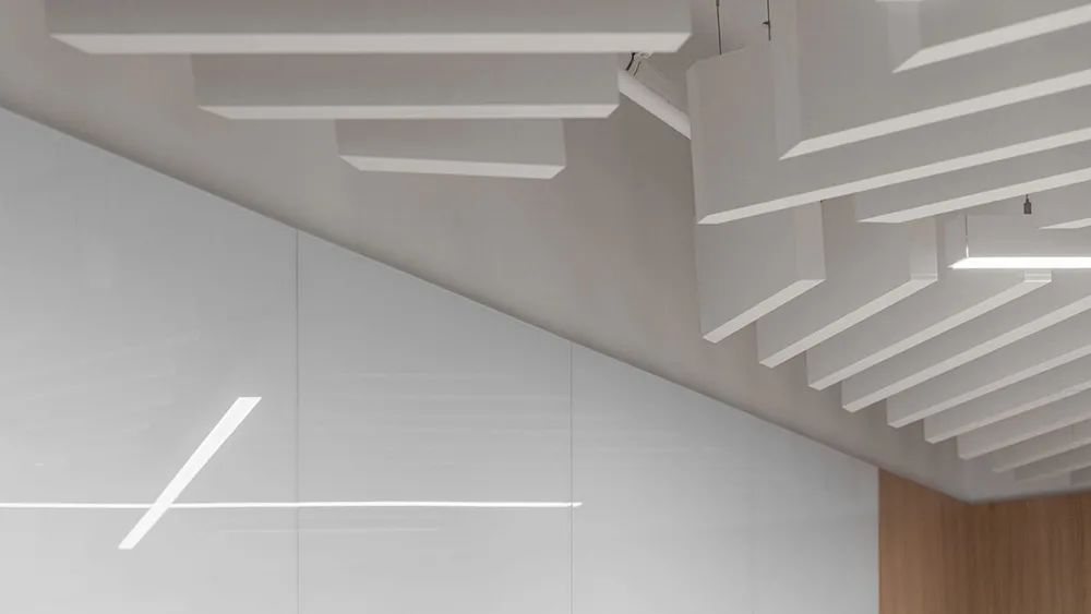 波兰 Autodesk 办公室 | 活力动感金属网演绎现代工业风-24