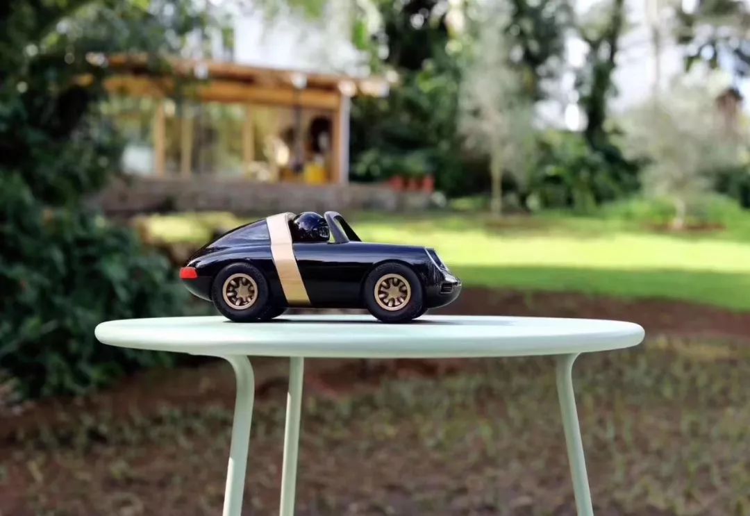 英伦复古玩具车品牌 Playforever | 超越玩具的美学设计-22