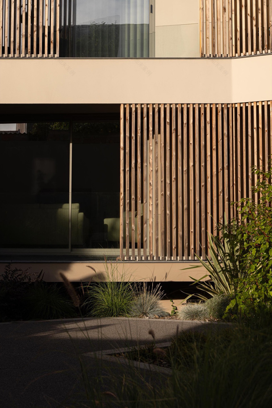 ERNESTO DO CANTO住宅区丨葡萄牙蓬塔德尔加达丨BOX arquitectos-159