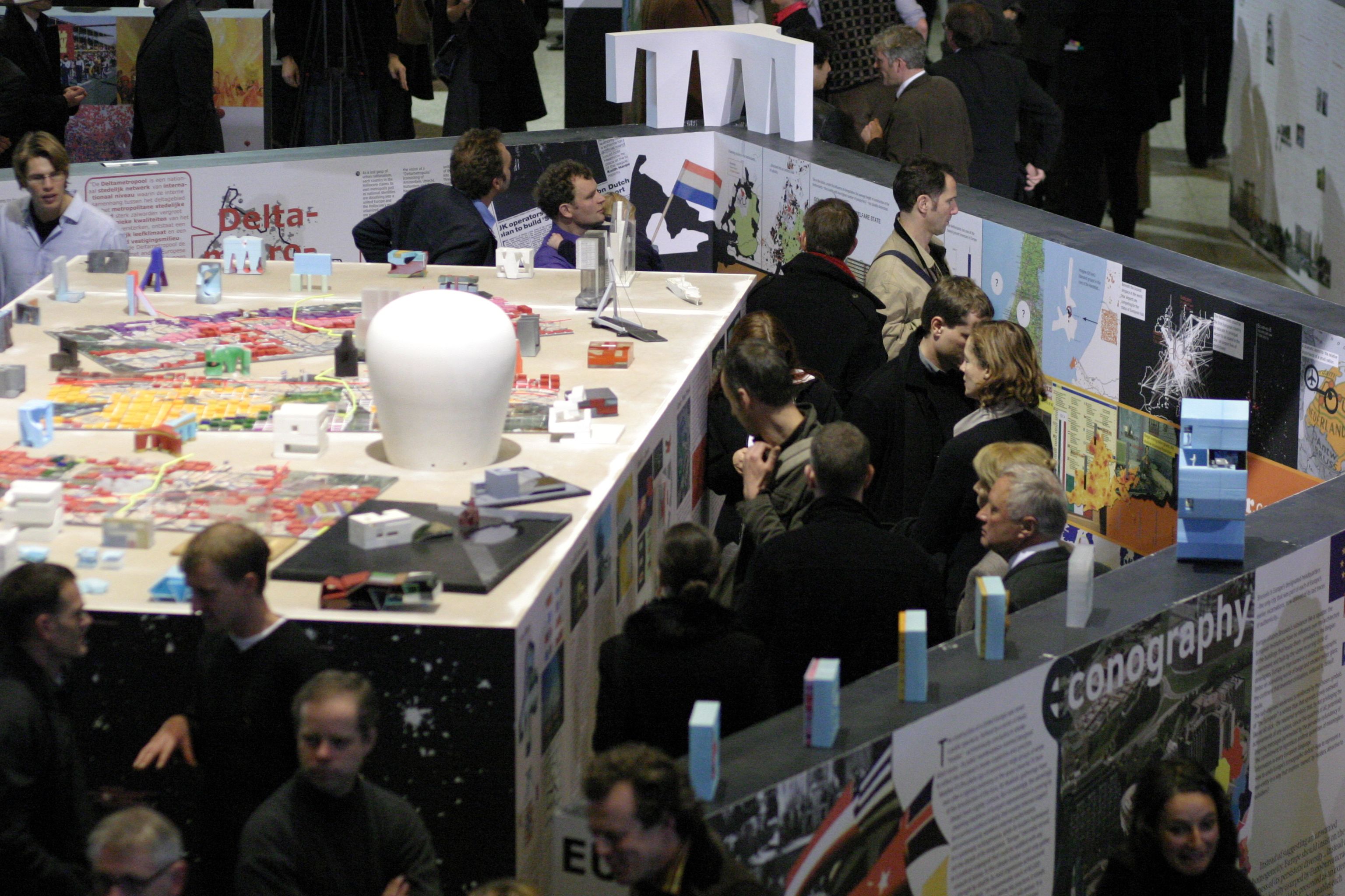 柏林 OMA·AMO 展览-7