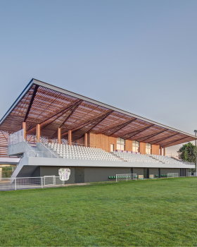 Stadium Ger / Camborde Architectes