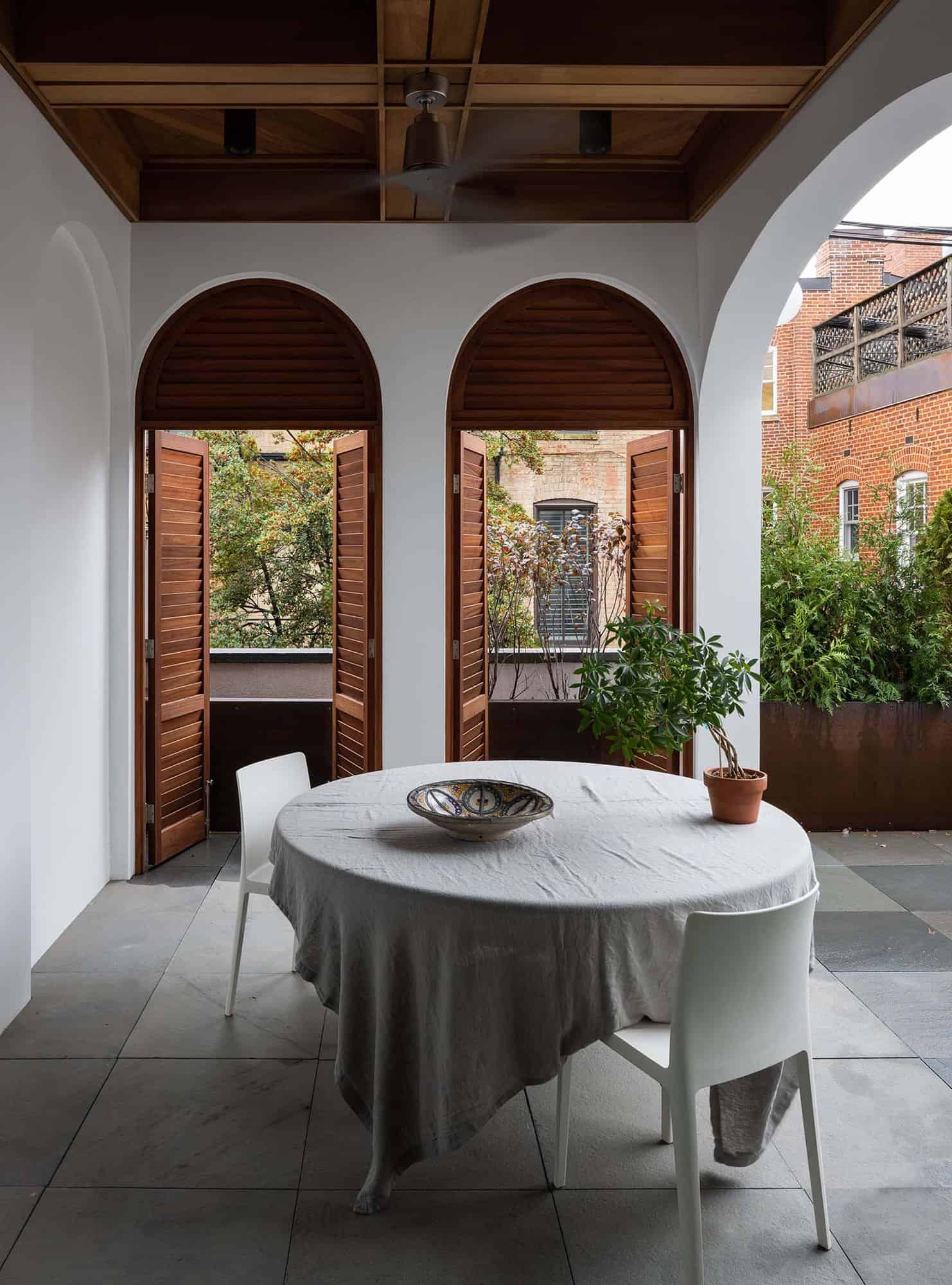 A modern renovation of a townhouse for empty nesters in Washington, DC-20