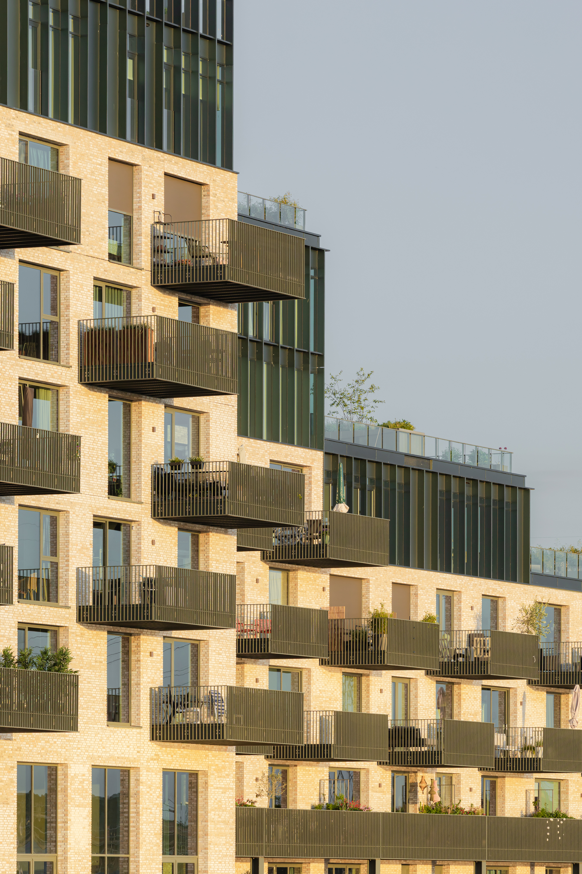 House at the Harbor / Powerhouse Company-40