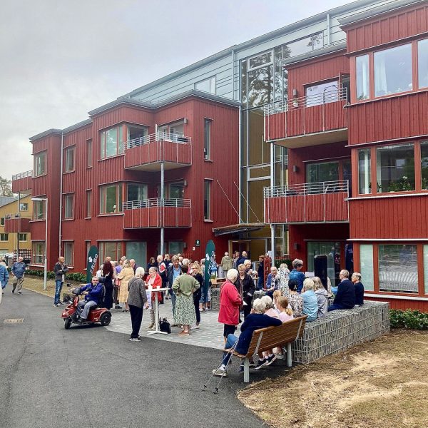 Klimatsmarta trygghetsboendet Prästhöjden invigt - Tengbom-9
