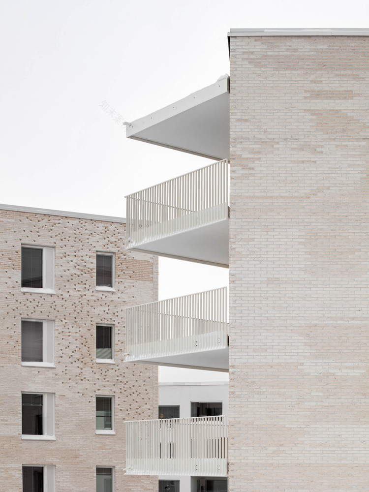 Lorentzinpuisto Apartments Playa Architects-33