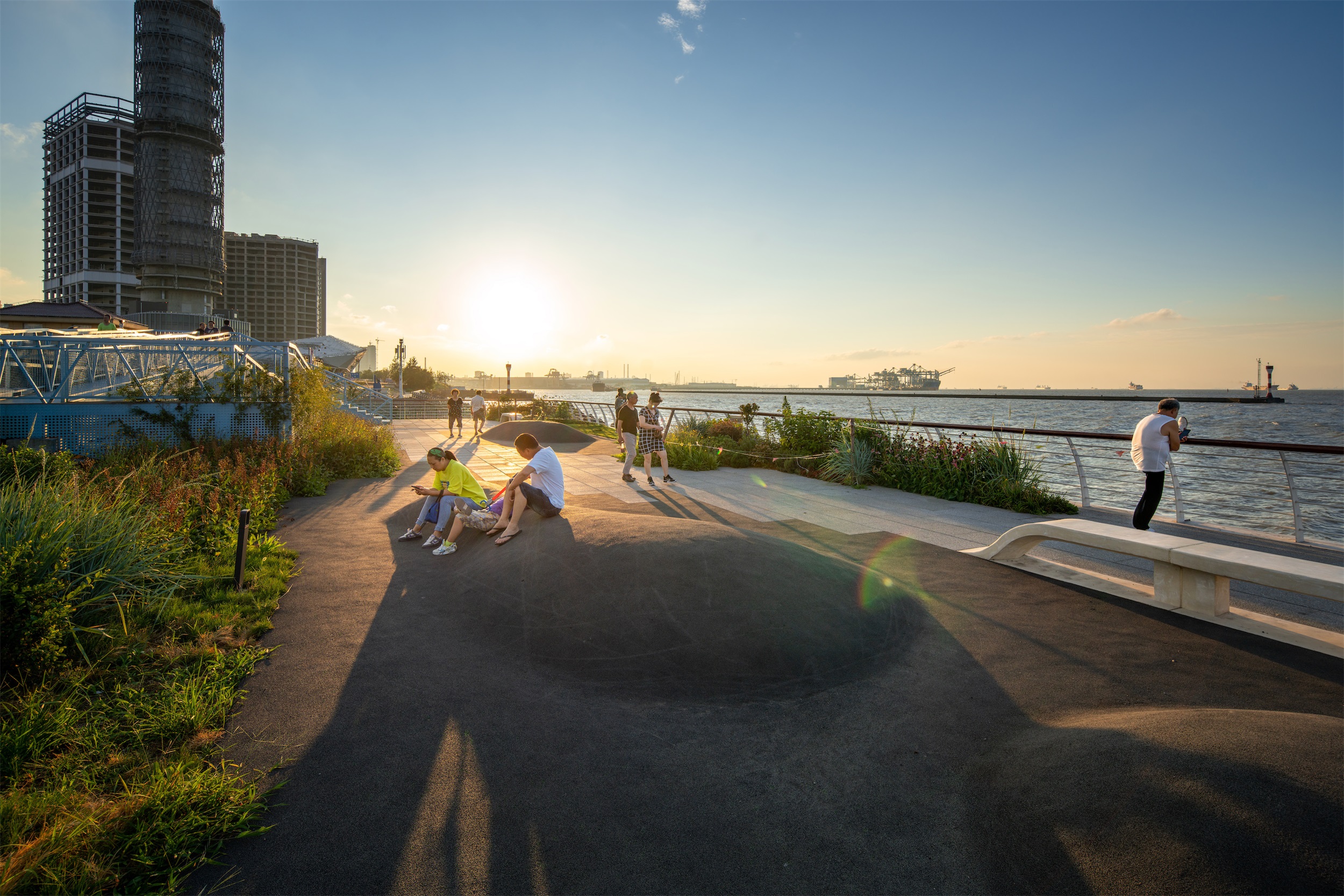 宝山滨江（一期）岸线的生态化与市民化转型-44