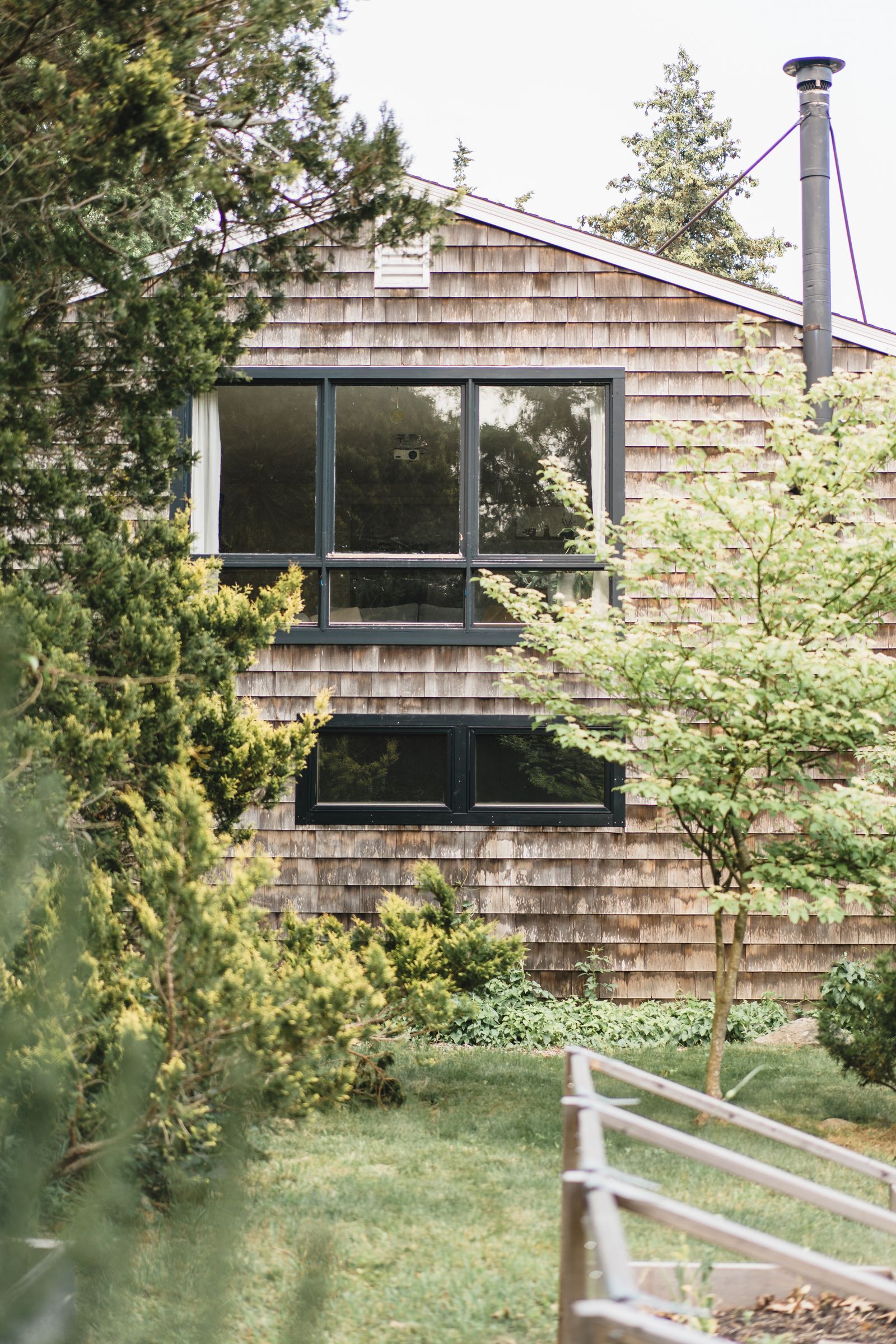 美国罗德岛森林木屋及家庭工作室改造-8