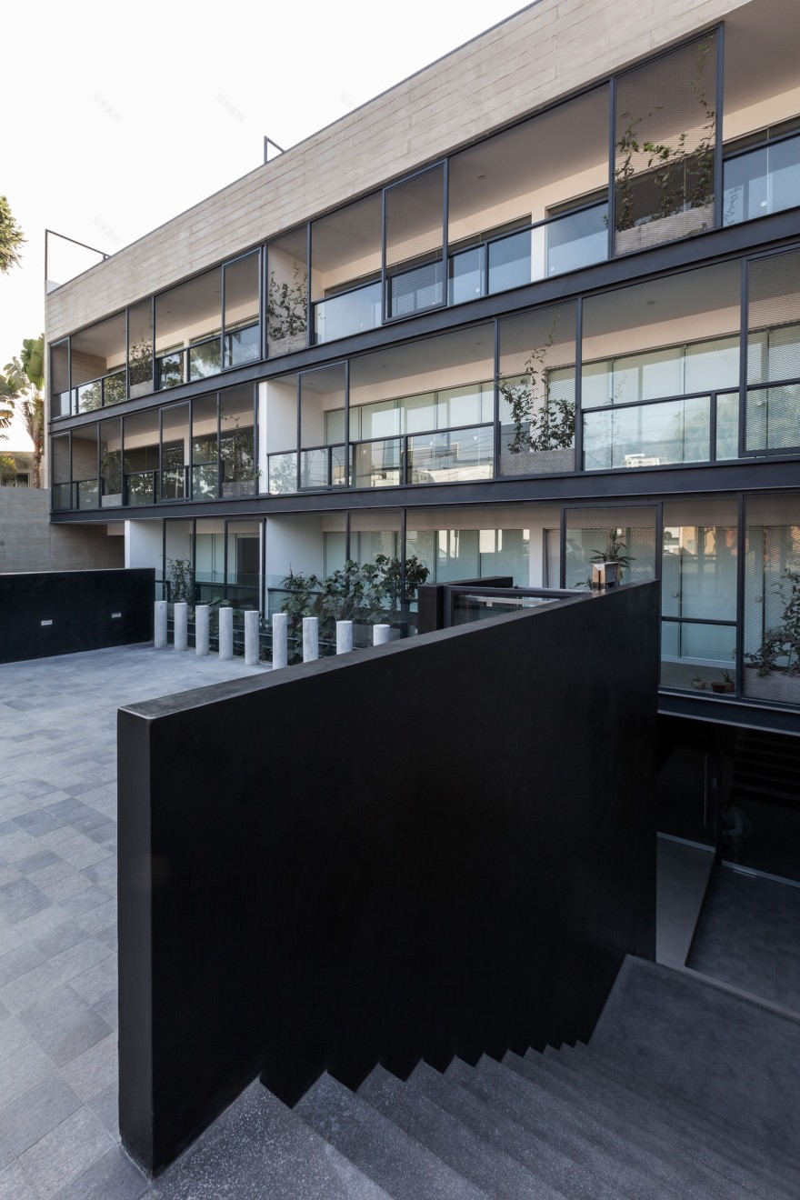 拉奎斯塔 | 内街设计打造全景视野住宅-11