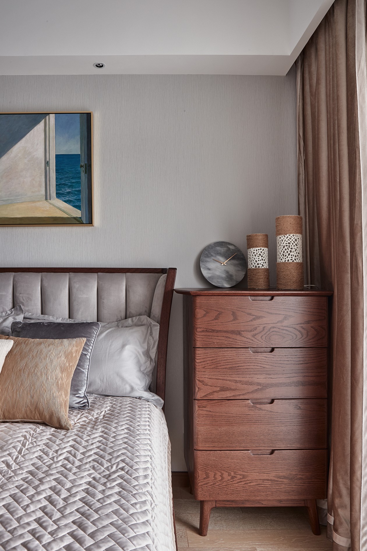 法式浪漫邂逅原木极简——探秘媒体女与 IT 男的和谐家居设计-16