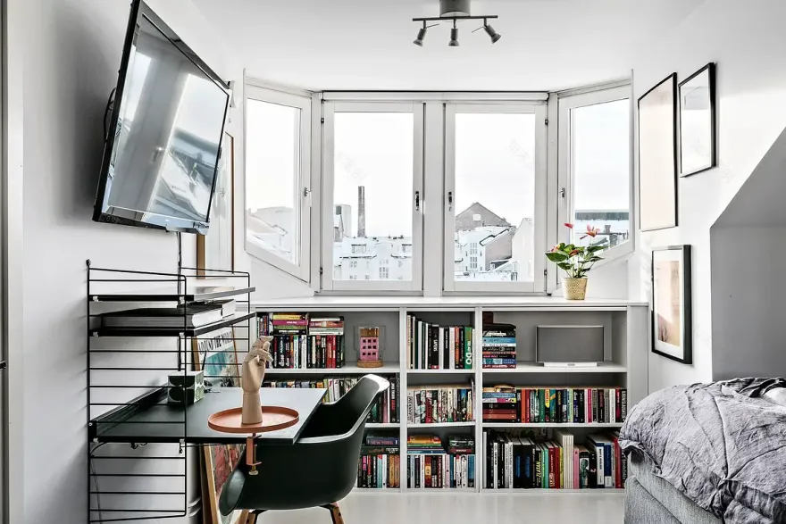 明亮与暗调交融的屋顶公寓-14