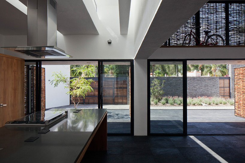 墨西哥木材编织住宅-21