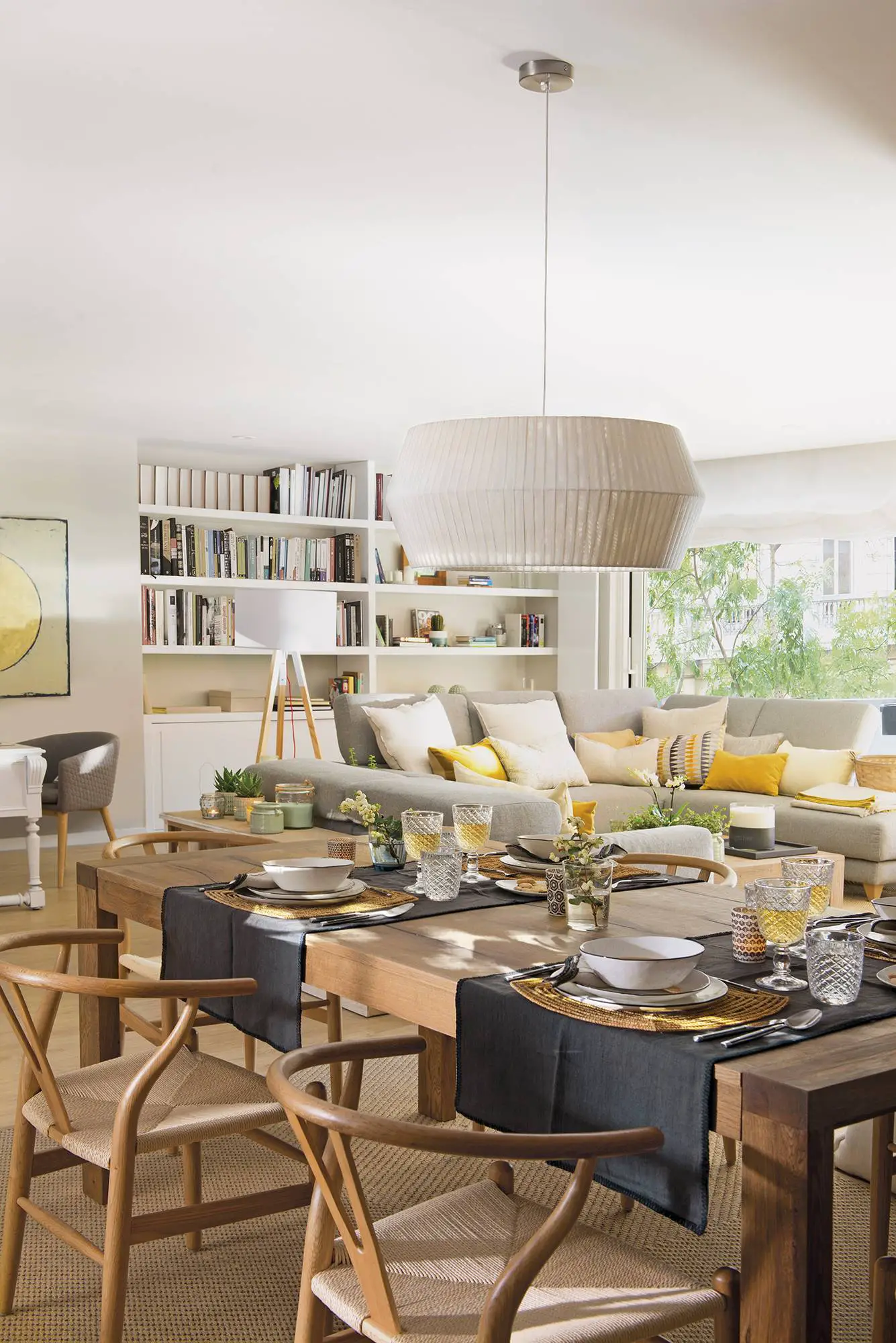 阳光倾洒的巴塞罗那公寓改造-2