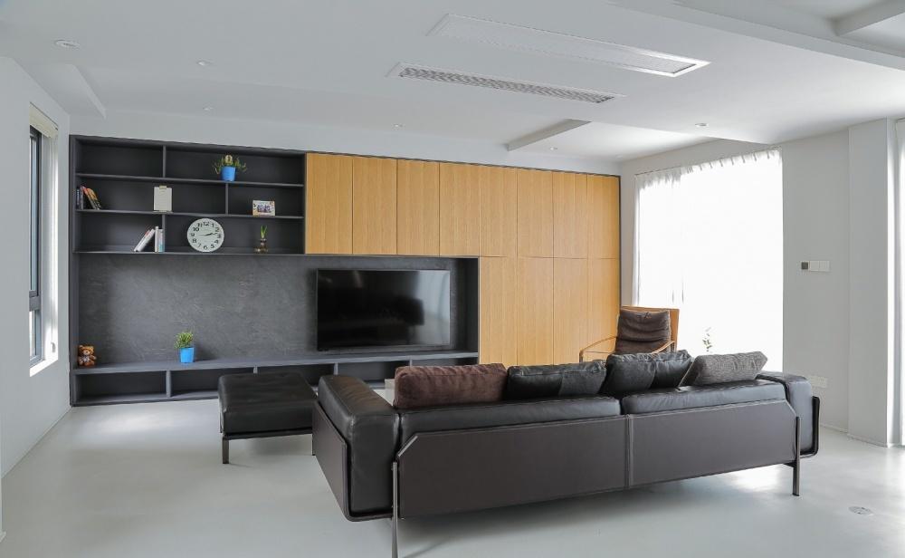 极简文艺家，灰色木色温暖空间-1