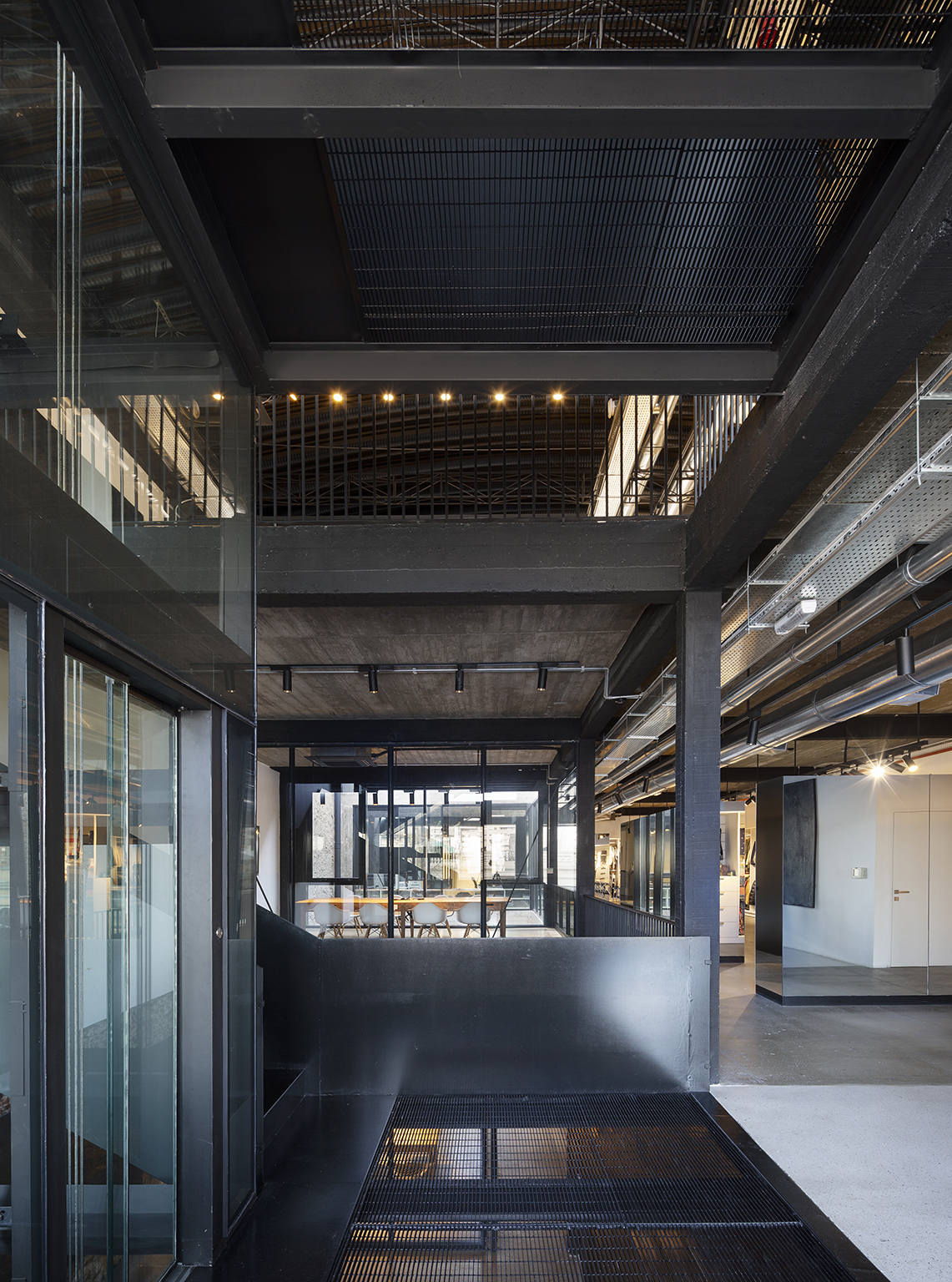 连续能量的转化 | Pedro Livni 的 Isla de Flores St.办公建筑-6