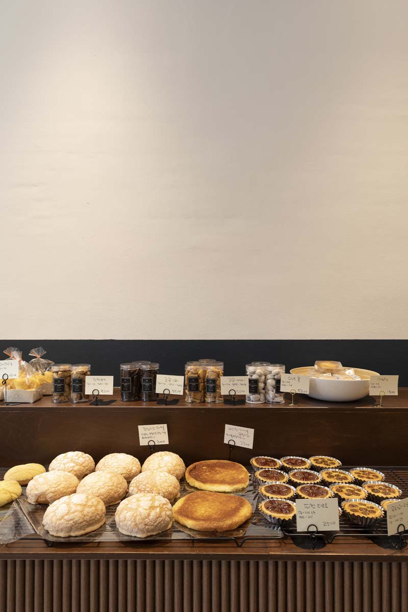 现代简约风 11 坪咖啡厅设计案例-10