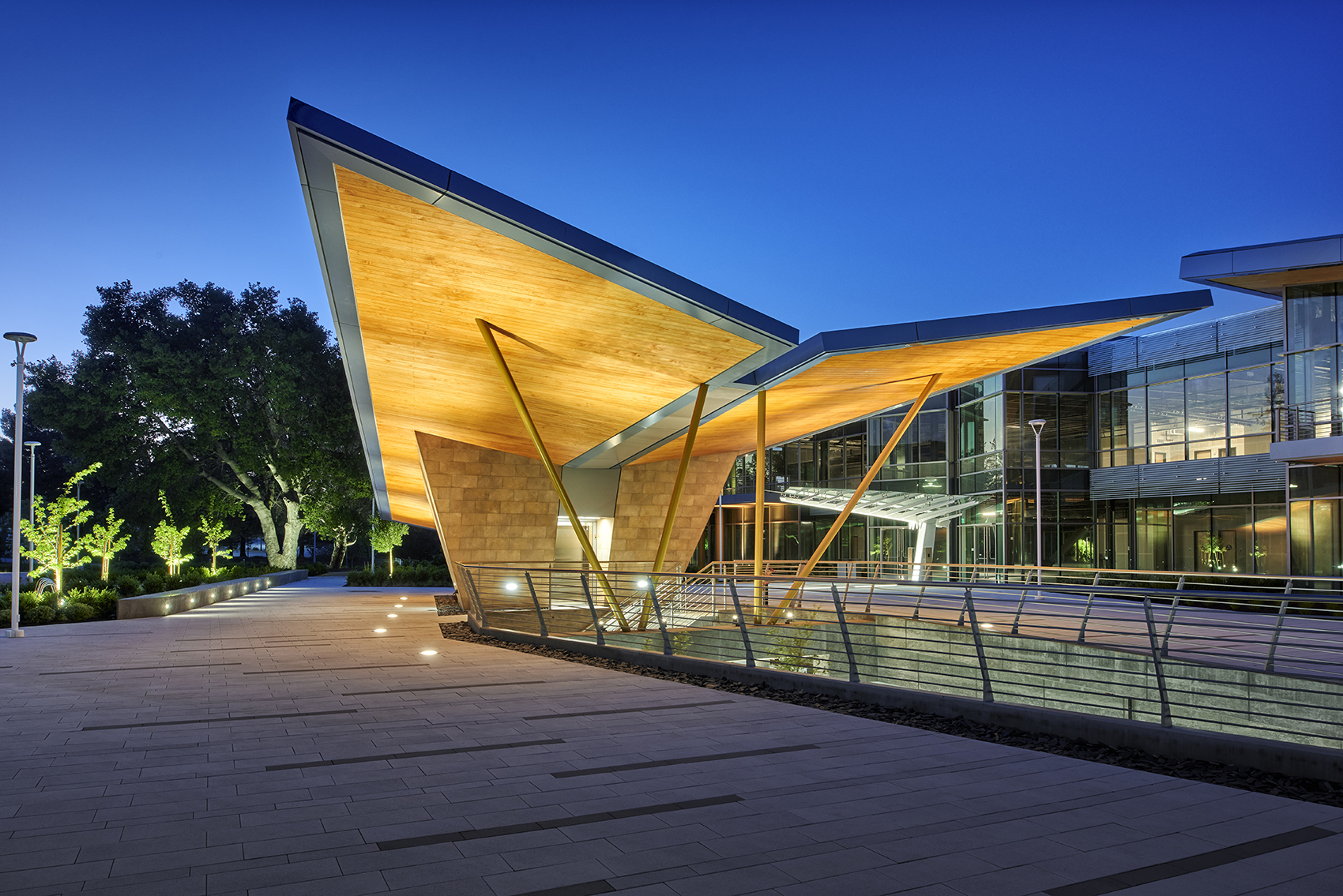 美国 Folded Wings 办公园区丨Form4 Architecture-30