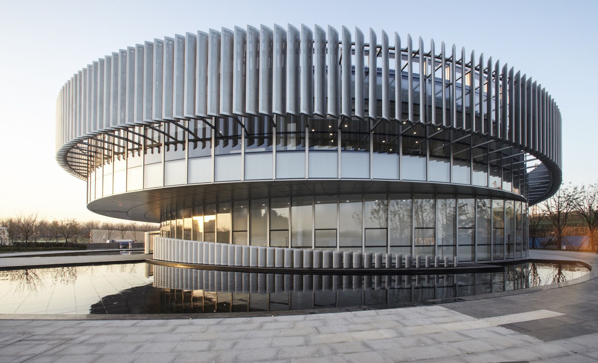 郑州联控生物医药园展览中心——双螺旋结构的生物科技地标-19