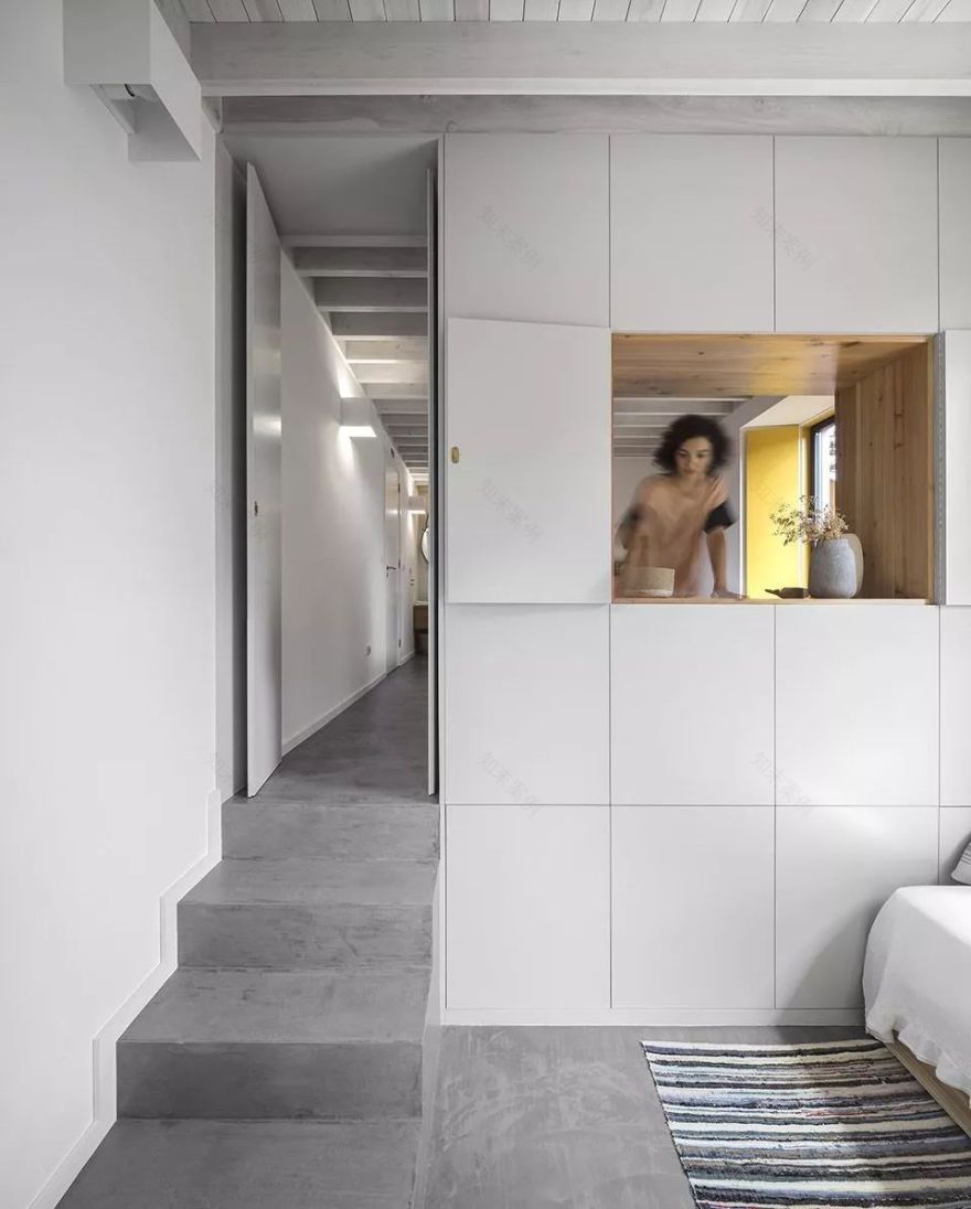 这栋20世纪的葡萄牙老建筑,被改造成了粉色的独栋私宅,美到窒息!-46