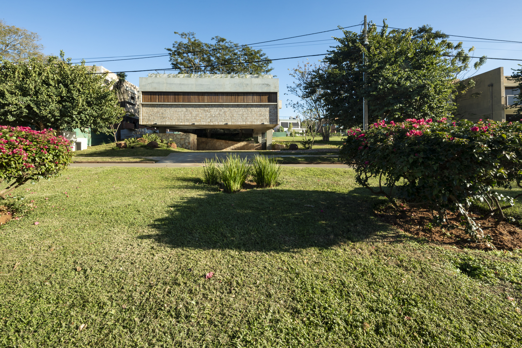 Yvyraju 住宅丨巴拉圭丨OMCM arquitectos-48