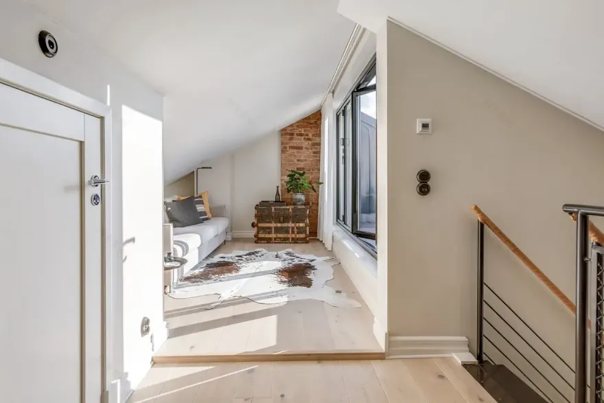 瑞典湖畔的砖墙公寓 | 宁静的斯堪的纳维亚风格-16