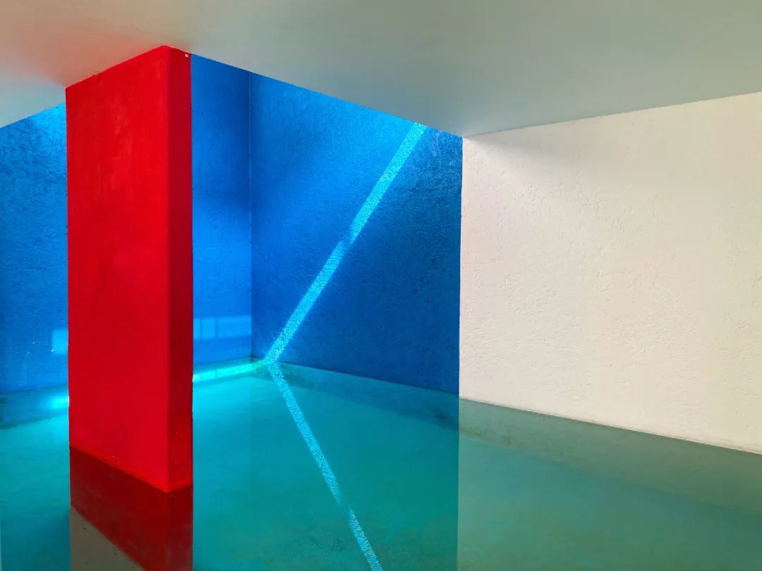 巴拉甘的色彩与光影 · 墨西哥建筑的诗意空间丨路易斯·巴拉甘-15