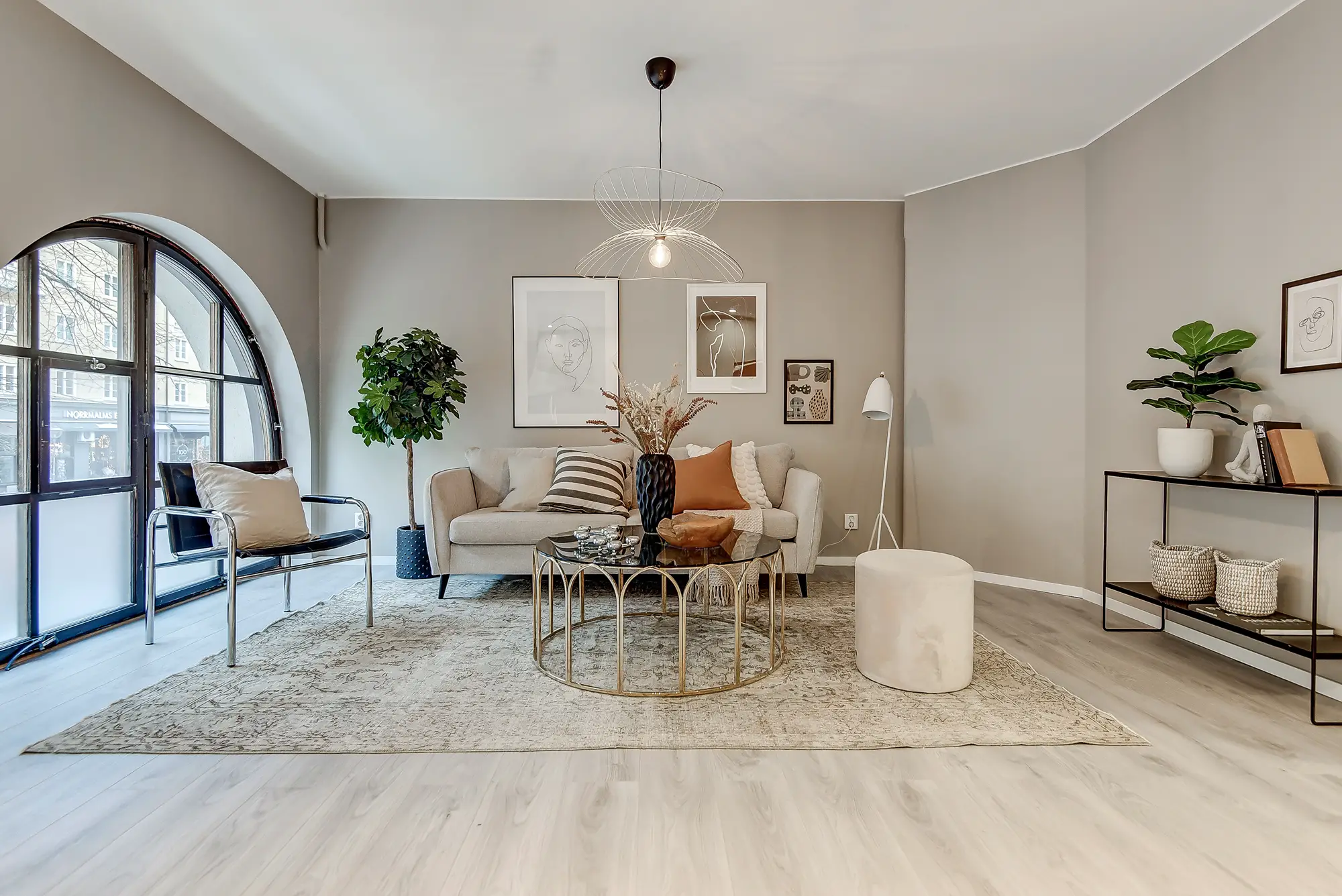 半弧形窗,赋予家庭公寓独特魅力-3