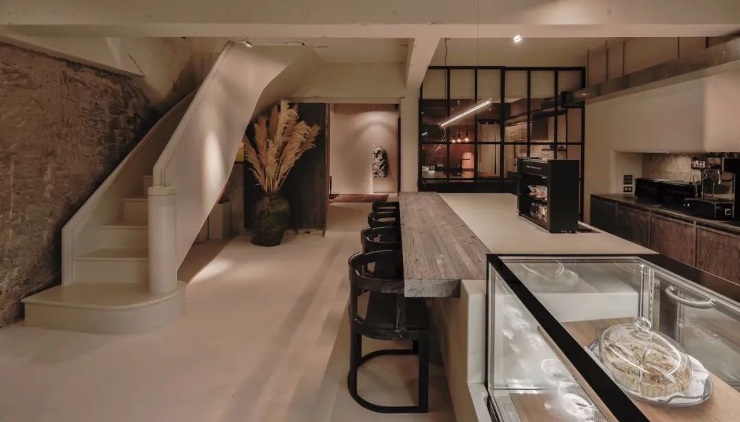 台北小巷中的综合餐厅设计丨中国台北丨KYDO-13