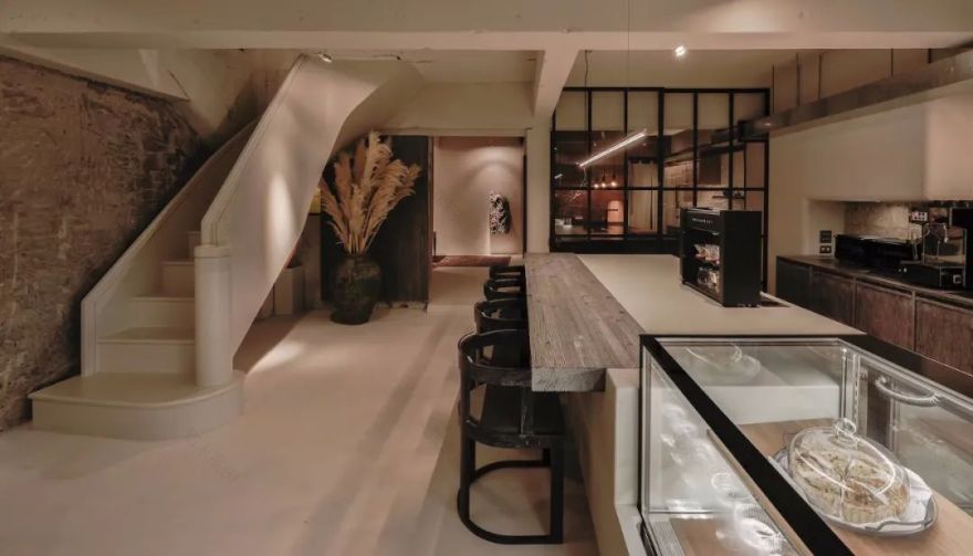 台北小巷中的综合餐厅设计丨中国台北丨KYDO-13