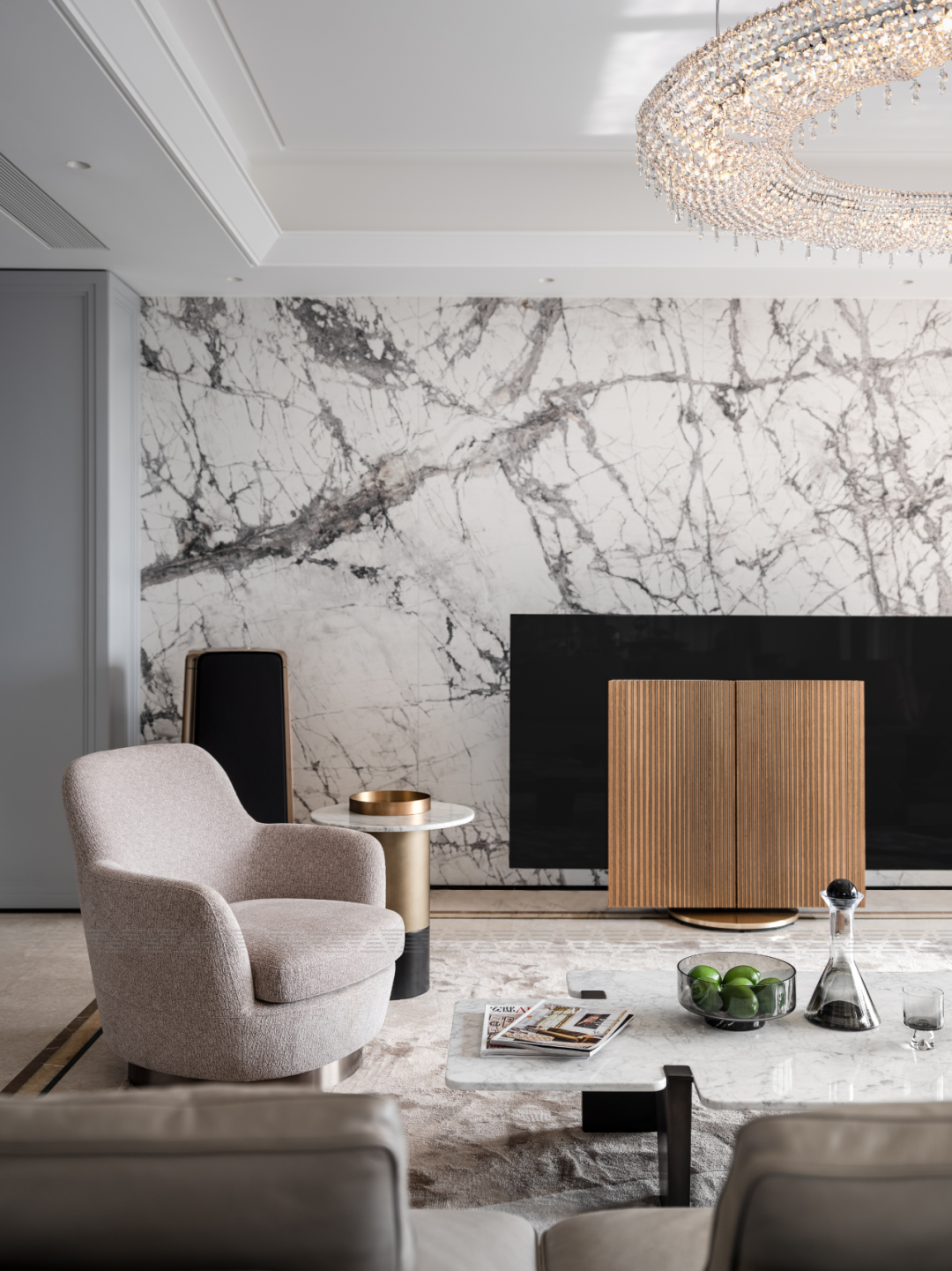 设计巧思 |  承重柱的优雅重塑-23