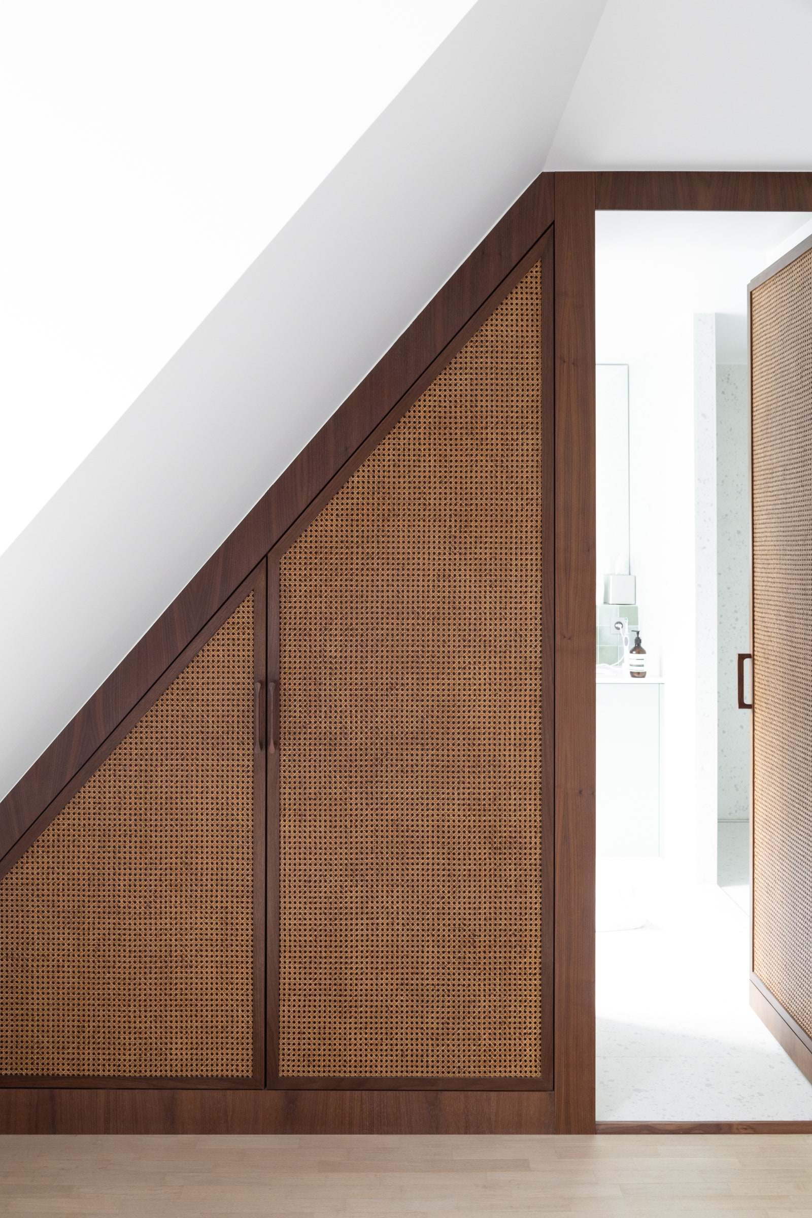 隐藏式设计,小空间大利用-26