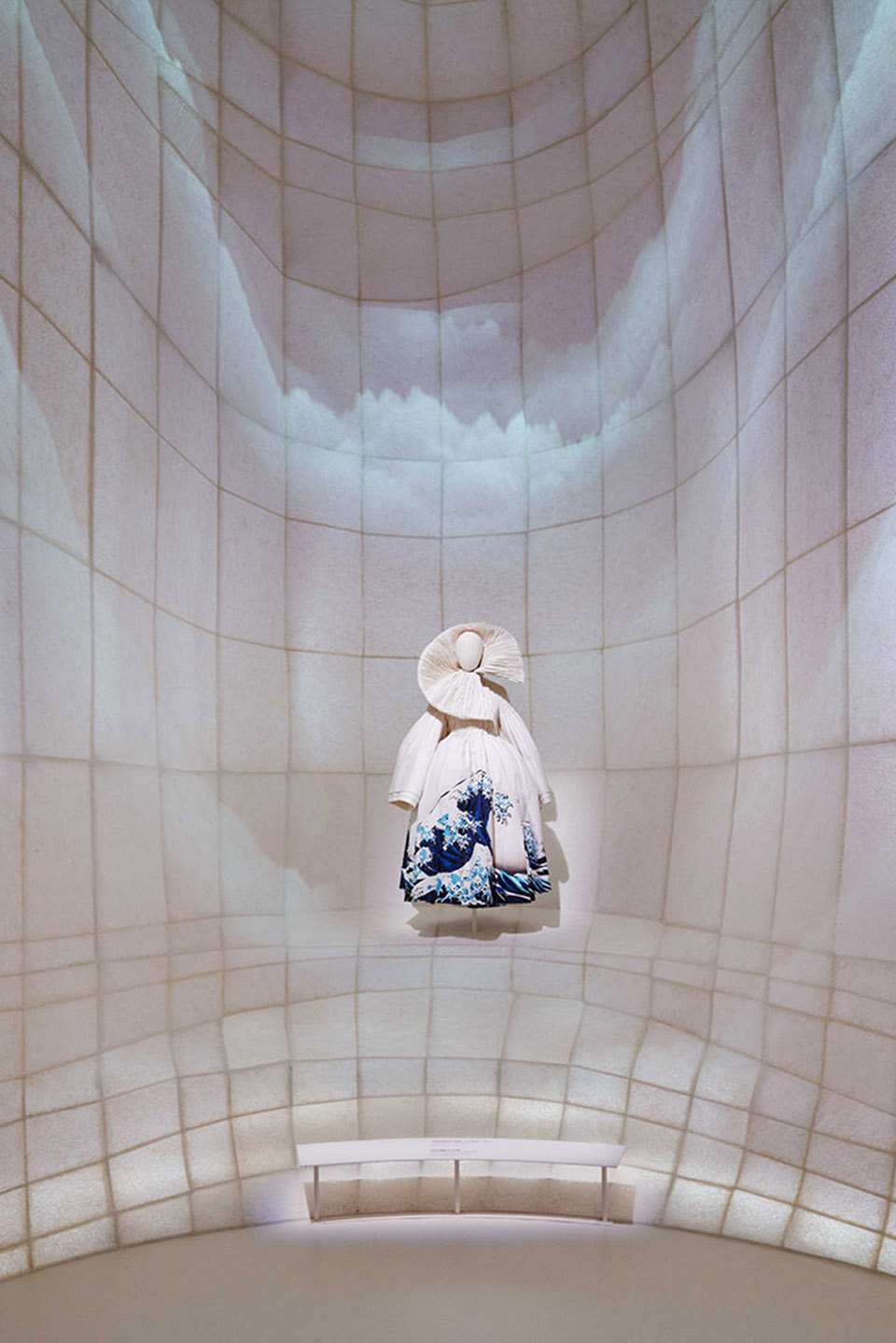 《克里斯汀·迪奥:梦之设计师》展览丨日本东京丨OMA+Shohei Shigematsu-39