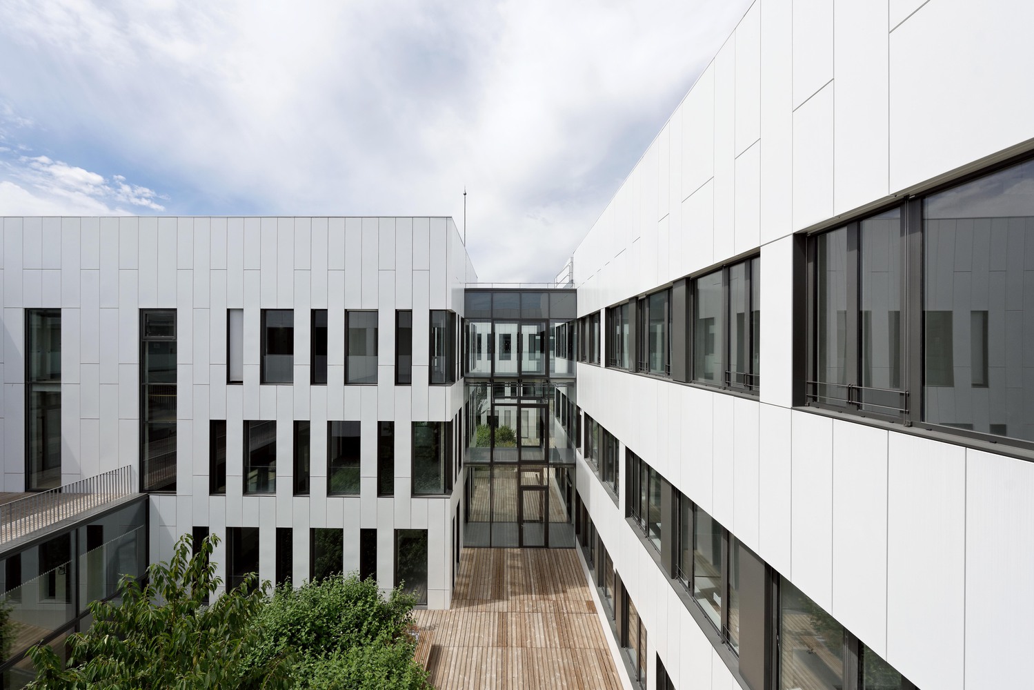 巴黎萨克雷神经科学研究所丨法国巴黎丨Dietmar Feichtinger Architectes-30