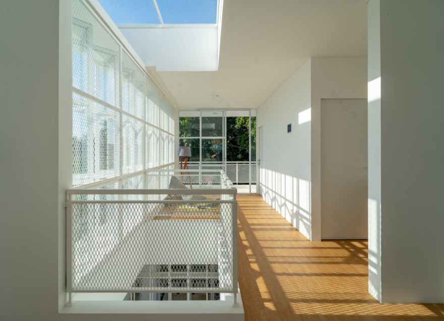 印度尼西亚象牙白别墅-16