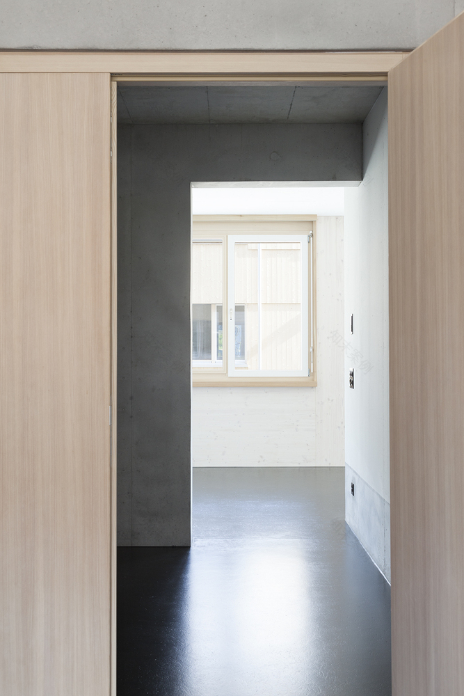 瑞士莱茵河畔的“城市空隙”建筑-33