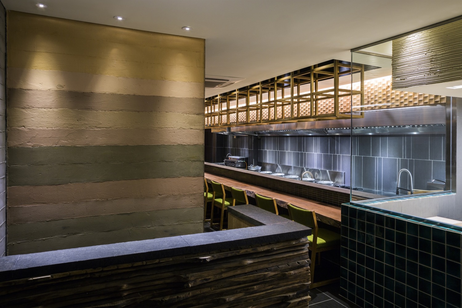 喧嚣中的宁静空间——越南胡志明市“Syunkato Soba”餐厅设计-48