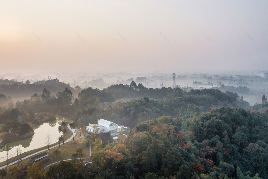 《忘不了农场》:山谷餐厅与“悠哉游哉屋”丨中国成都丨北京大观建筑设计-0