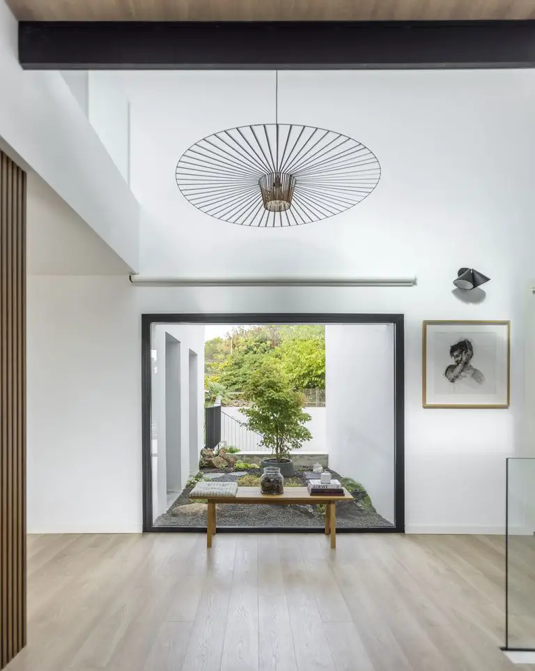 西班牙海岸线日式北欧风别墅设计-13