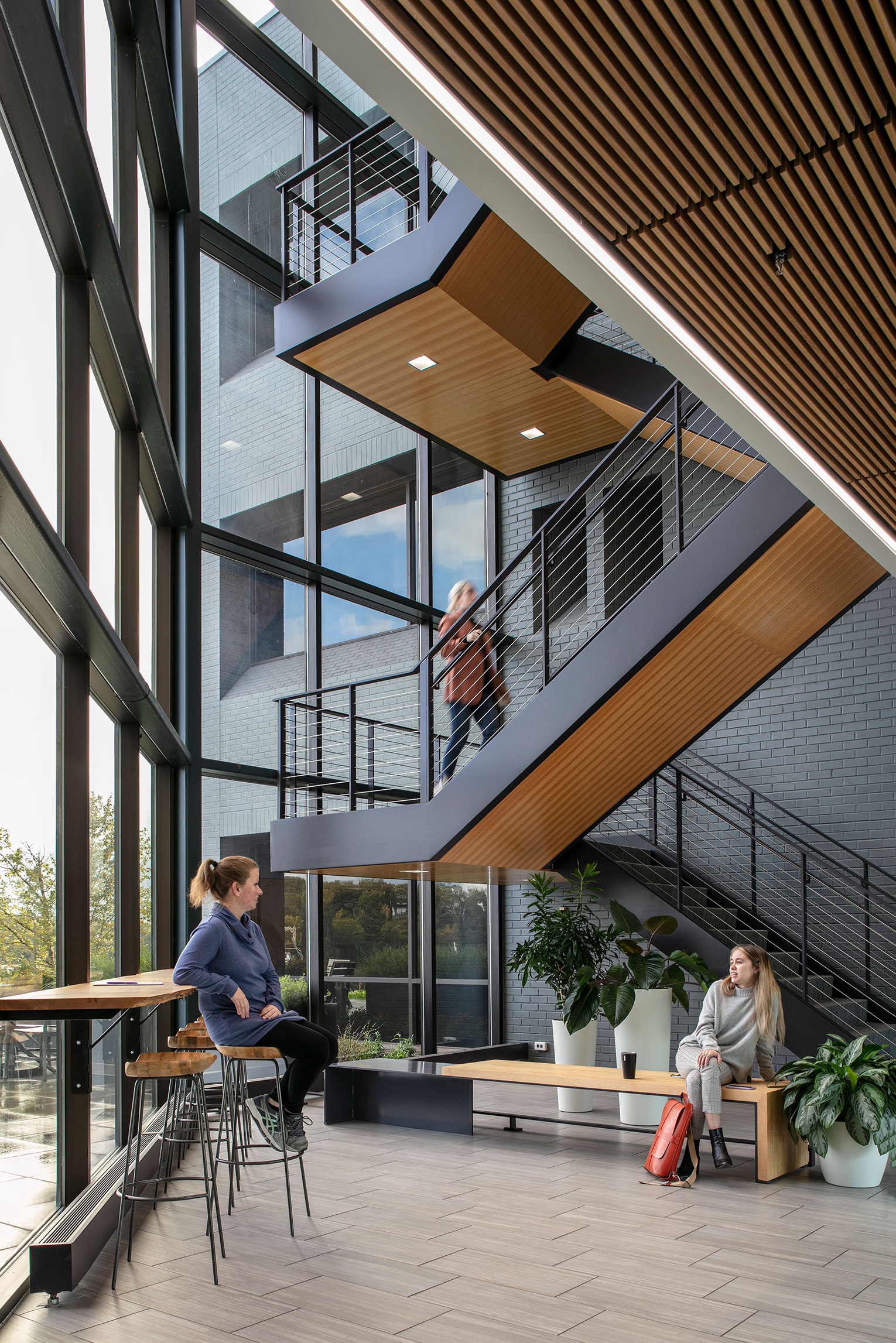 5550 South Macadam Avenue Re-positioning-1