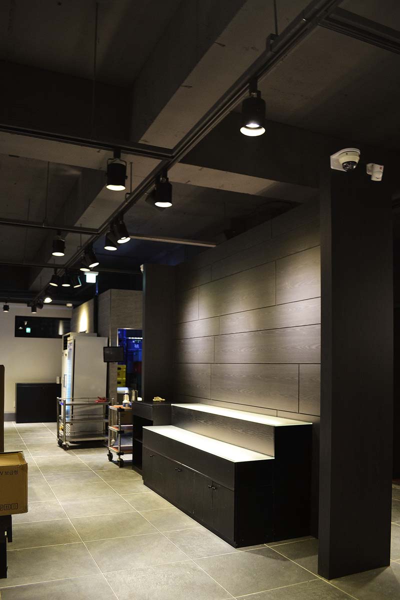 100 坪高级简约风家居设计-9