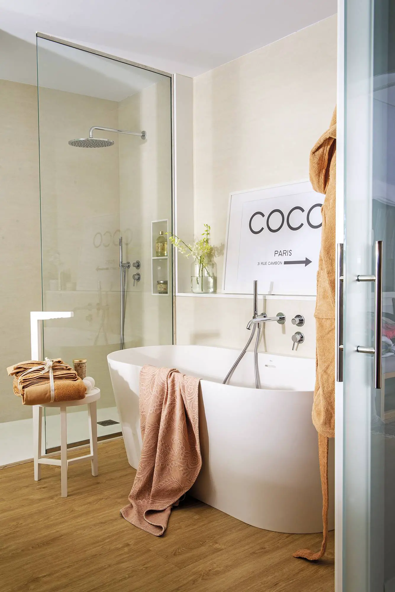 阳光倾洒的巴塞罗那公寓改造-14