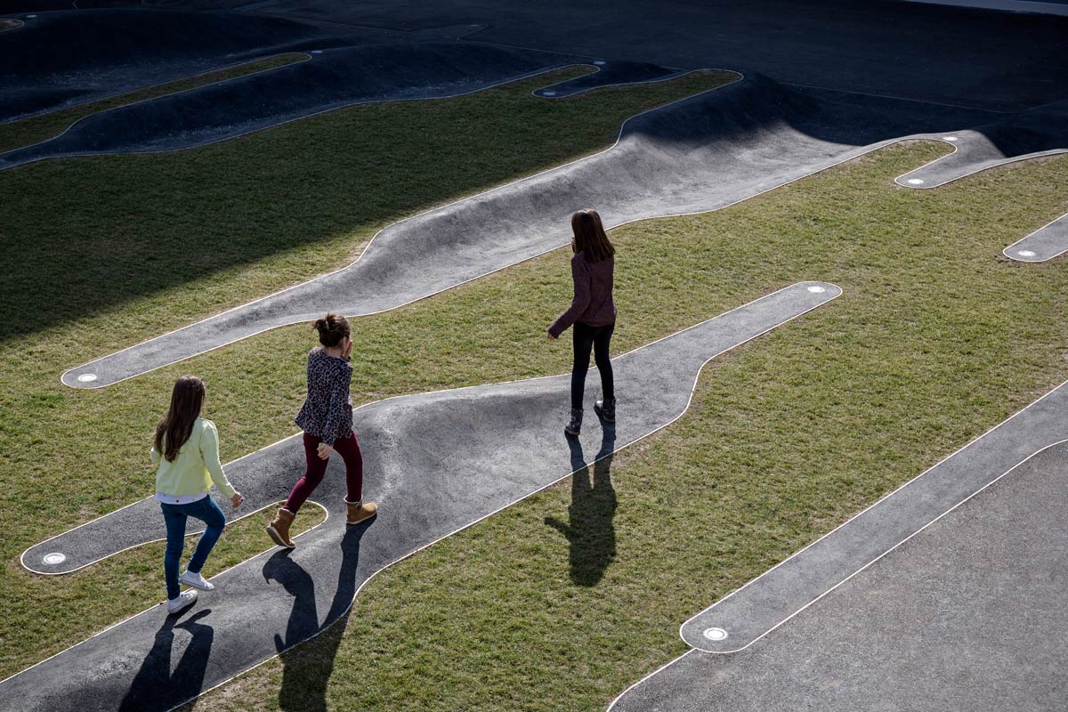 瑞士 Meyrin 公园的“折痕童年”-29