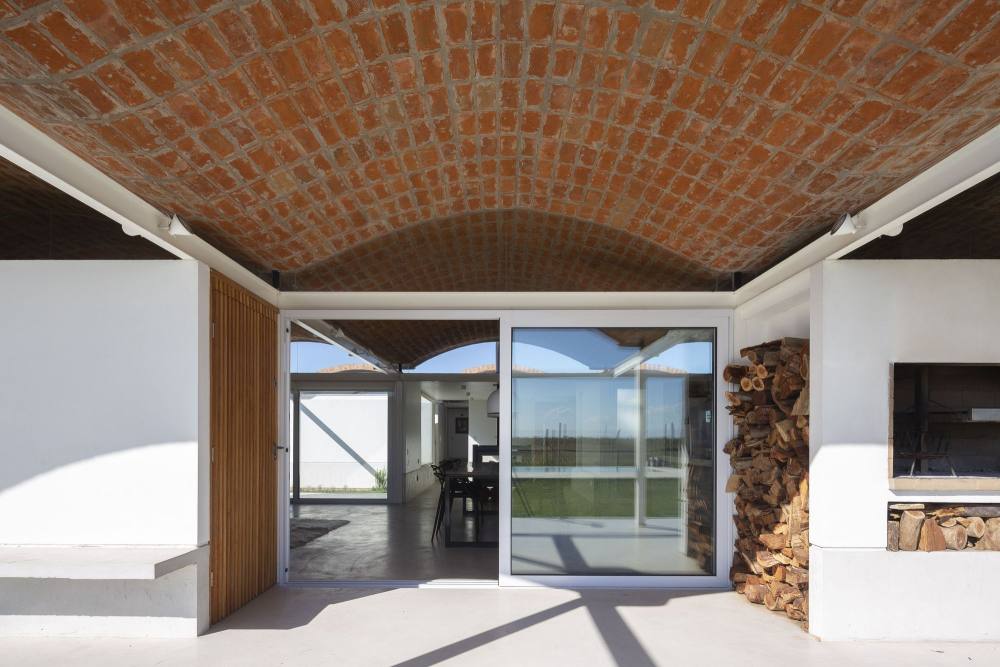 阿根廷Monopoli 住宅，金属框架+瓷屋顶(2021)(Fabrizio Pugliese)设计-21