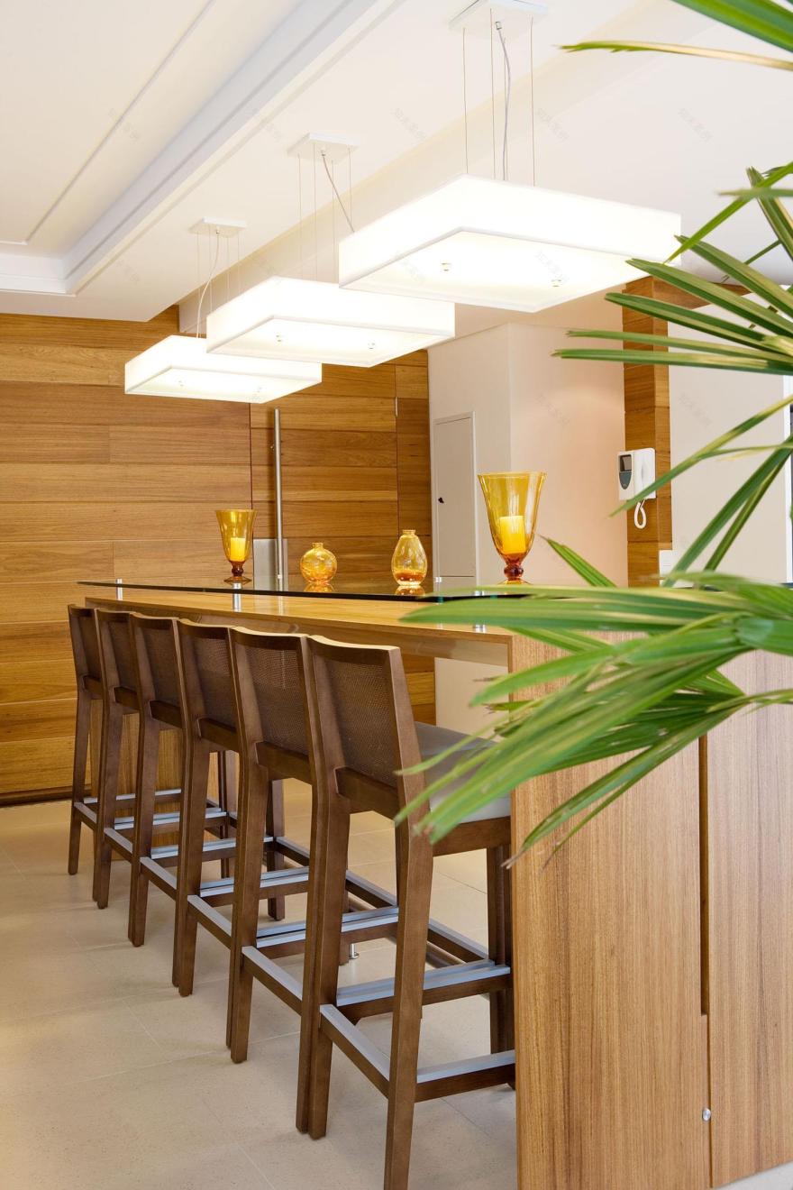 巴西太阳能住宅建筑·垂直绿化的设计魅力-9