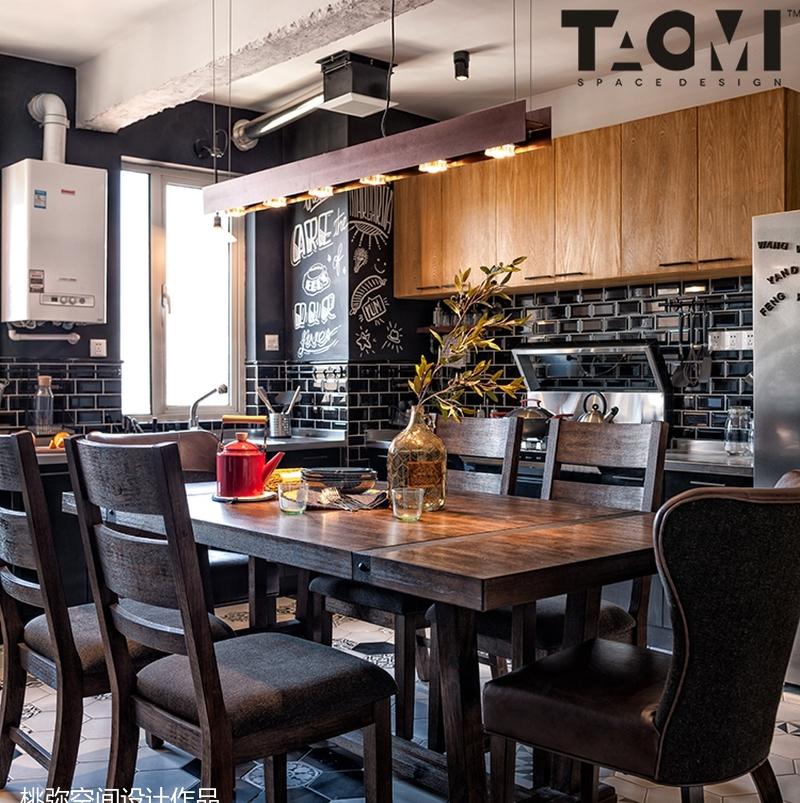 桃弥设计 | 工业风平层住宅,灵活布局与复古元素完美融合-5