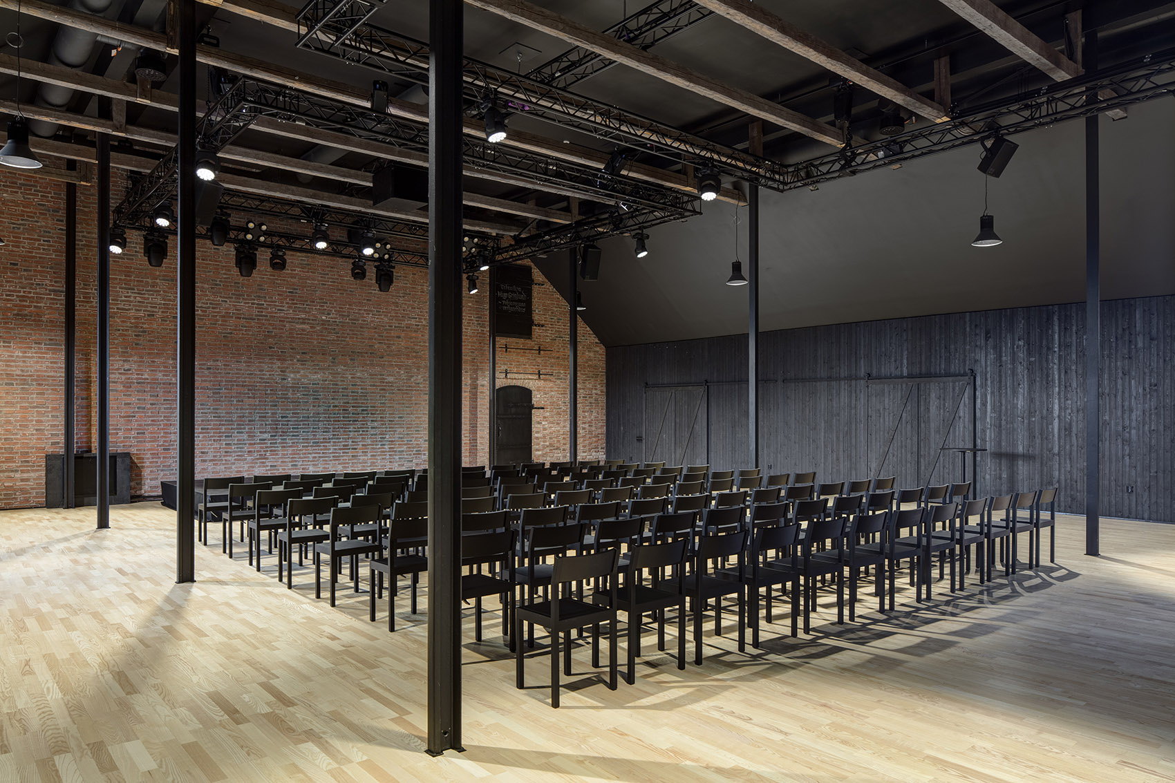 Kalevan Navetta文化艺术中心，芬兰 / Hirvilammi Architects-34