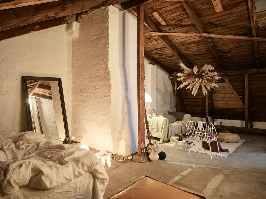 瑞典百年建筑中的经典斯堪的纳维亚风格公寓-15